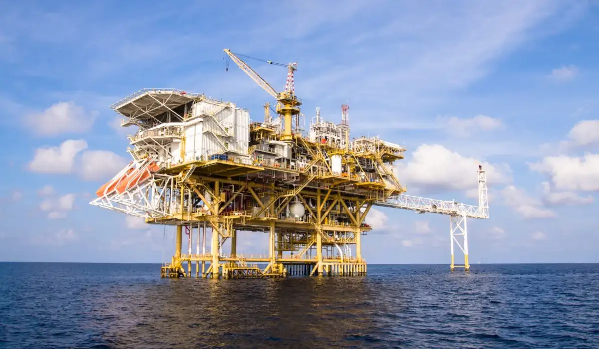 Platform over the sea for oil and gas extraction.